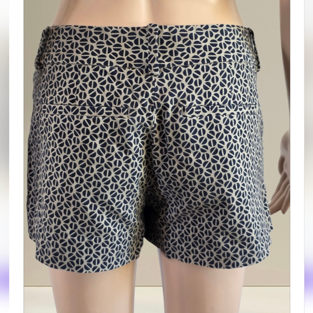 Banana Republic Black/Cream Patterned Ryan Fit Dress Shorts,quiet Luxury, Size 4 - Picture 6 of 16